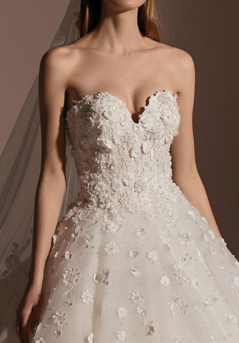 Pronovias Privee | ALDONZA Floral Blossom Shimmer Ball Gown | Designer Bridal Room Shimmer Ball Gown, Plain Wedding Dress, Bridal Room, Gown Designer, Dresses Romantic, Party Inspo, Princess Wedding Dress, Long Bodycon Dress, Wedding Gifts For Guests