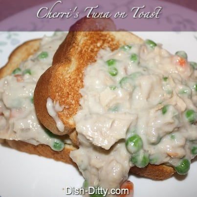 Tuna on Toast Creamed Tuna On Toast, Tuna On Toast, Creamed Tuna, Tuna Bake, Salmon Pasta Recipes, Tuna Recipe, Mushroom Toast, Tuna Casserole, Salmon Pasta