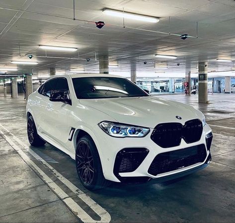 Bmw X6 White, Luxury Bmw, Carros Bmw, Car Honda, Gtr Car, Bmw Scrambler, Dream Cars Bmw, Black Couple Art, Mom Car