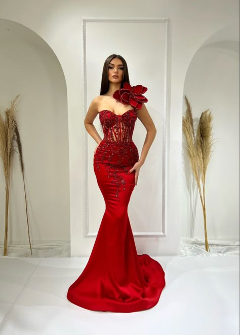 Red Matric Farewell Dresses, Red Dinner Dresses Classy Elegant, Iconic Prom Dresses, Red Pageant Gowns, Matric Farewell Dresses, Civil Dress, Farewell Dresses, Gala Gown, Detailed Dress