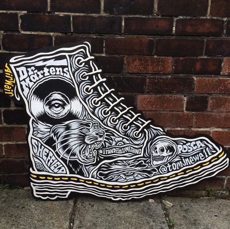 DIY DOCS: Tom J. Newell's work for an in-store customisation event in Sheffield. Custom Doc Martens, Painted Boots, Diy Sneakers, Doc Martens Boots, Diy Leather Bag, Concept Clothing, Painted Clothes, Materials And Textures, Shoe Art