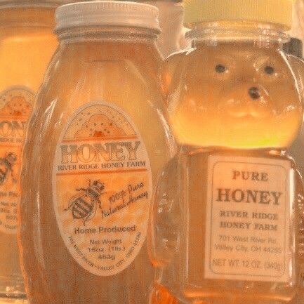 Laurel Core Aesthetic, Honey Girl Aesthetic, Honey Aesthetic Vintage, Honeycore Aesthetic, Honey Core, Aesthetic Honey, Honey Aesthetic, Bee Tattoos, Aesthetic Health