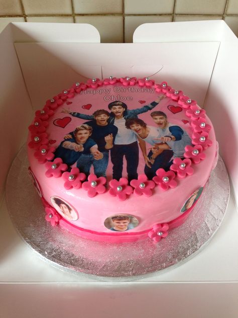 Cakes Aesthetic Birthday, 26 Cake Birthday, 1d Birthday Cake, One Direction Cake Ideas Birthday, Harry’s Birthday Cake, One Direction Themed Cake, One Direction Core, One Direction Cake Ideas, 1d Birthday