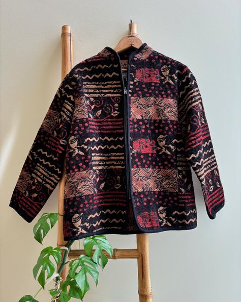 Vintage Traditions Country Collection Tapestry Jacket, Size Medium US 10-12 $45//AVAILABLE Item is in excellent used condition! This is nice loose fit through the torso, perfect for layering underneath if needed. Measurements taken with garment laid flat Length 24” Pit to Pit 19” Top of Shoulder to End of Sleeve 21” Base Width 21.5” Tapestry Jacket, Vintage Housewares, Vintage Tapestry, Thrift Store, Labour Day, Layering, Loose Fitting, Jackets & Coats, Bathing Beauties