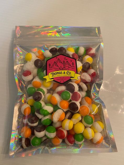 Thomas & Co Foods - Freeze Dried Candy Candy Freeze Dried, Freeze Dried Candy Aesthetic, Snacks And Candy, Dry Freeze Candy, Freeze Dried Sweets, Freeze Dried Snacks, Freeze Dry Candy, Freeze Dried Meals, Freeze Dried Skittles