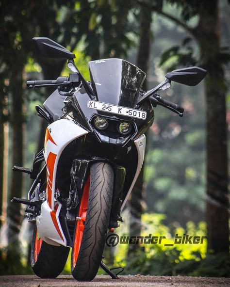 NEW #rc200 Follow us to get updates from the exciting world of KTM @ktmindia_official #ktmindia #ktmindiaofficial #ktmofficial Rs Bike Wallpaper, Pulsar Rs 200 Wallpaper Hd, Rs 200 Pulsar Wallpaper Black Hd, Rs200 Pulsar Wallpaper Hd, Rs Bike 200, Rs 200 Pulsar Modified, Rs 200 Modified, Rs 200 Pulsar Wallpaper, Rs Bike