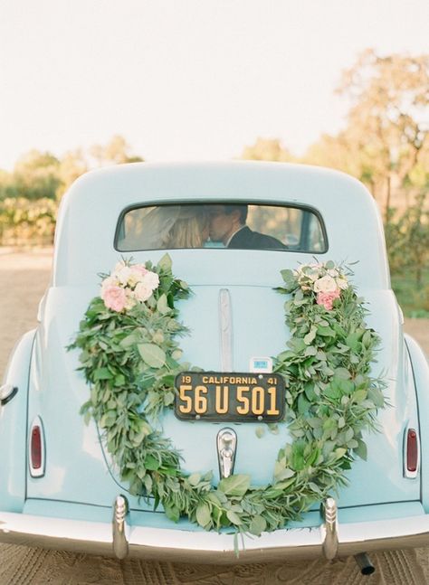 Old Getaway Car | Photography: Caroline Yoon Fine Art Photography Wedding Getaway Car, Wedding Getaway, Wedding Transport, Aquamarine Wedding, Bridal Car, Vintage Car Wedding, Wedding Car Decorations, Wedding Transportation, Chic Vintage Brides