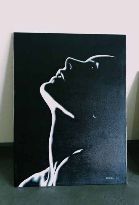 Black Paper Sketching, Silloutte Paintings Acrylic, Black Canvas Line Art, Line Silhouette Art, Abstract Silhouette Art, Shilluete Art, Black Canvas Paintings Acrylics Abstract Art, Black And White Paintings Acrylic, Painting Ideas On Black Paper