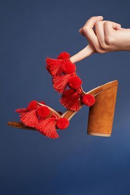 Slippers For Ladies, Mode Shoes, Tassel Shoes, Walk This Way, Shoe Closet, Crazy Shoes, Capsule Collection, Shoe Obsession, Shoe Lover