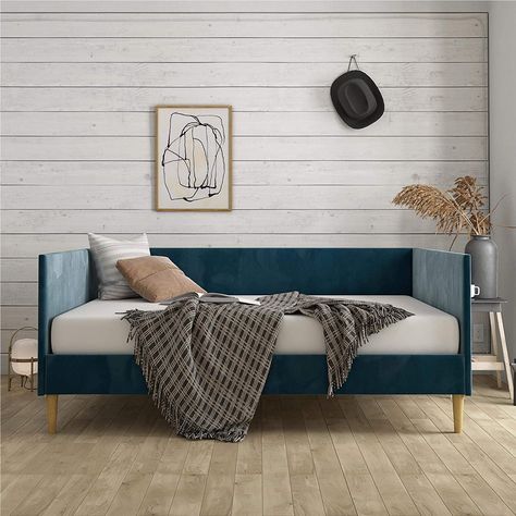 Best Daybeds, Queen Daybed, Mid Century Daybeds, Full Daybed, Daybed Design, Daybed Mattress, Upholstered Daybed, Daybed With Trundle, Queen Mattress Size