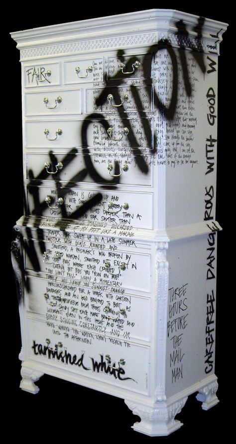 found Grafitti Furniture Diy, Graffiti Furniture Ideas, Graffiti Room Ideas Bedrooms, Grafitti Art Ideas Inspiration, A7x Lyrics, Punk Interior Design, Punk Interior, Punk Furniture, Punk Rock Room