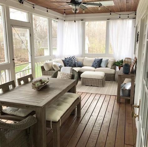 Small Sunroom, Screened Porch Designs, Sunroom Furniture, 3 Season Room, Sunroom Decorating, Sunroom Designs, Sunroom Ideas, Florida Room, Porch Furniture