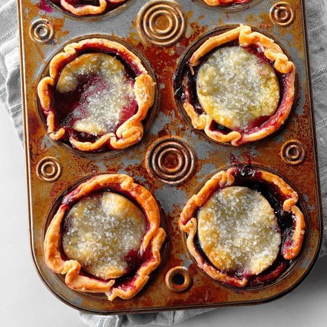 Our Favorite Mini Pie Recipes Blueberry Tart Recipe, Blueberry Tarts, Summer Kitchens, Unusual Recipes, Grandma Recipes, Cottagecore Recipes, Mini Pie Recipes, Historical Recipes, Baking Secrets