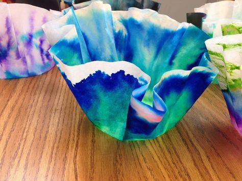 Dale Chihuly Macchia Coffee Filter Bowls  From Art at Charter: K/1 Coffee Filter Jellyfish, Coffee Filter Art Projects, Make Sculpture, Equine Art Abstract, Coffee Filter Art, Art Docent, Art Collaboration, Artist Study, Coffee Filter Crafts