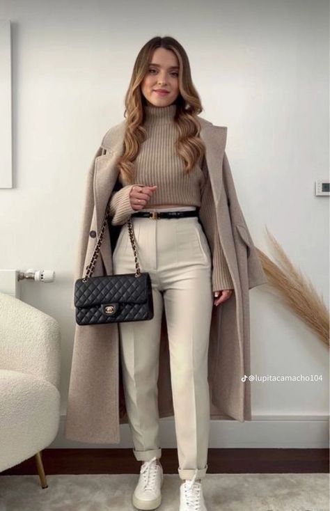 Classy Business Outfits, Casual Work Outfits Women, Business Professional Outfits, Fest Outfits, Business Attire Women, Winter Fashion Outfits Casual, Chique Outfits, Stylish Work Attire, Corporate Outfits