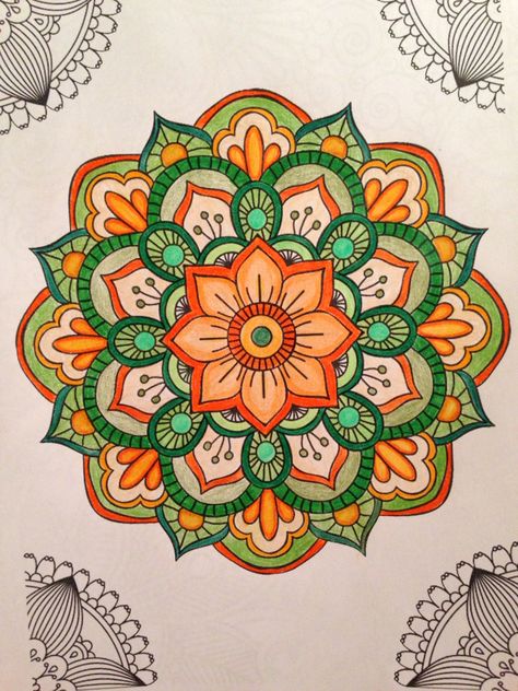 Mandala Mandela Art Colorful, Unique Mandala Drawing, Unique Mandala Art, Mandala Doodle, Easy Mandala Drawing, Mandala Art Therapy, Simple Mandala, Mandala Design Pattern, Mandala Art Lesson