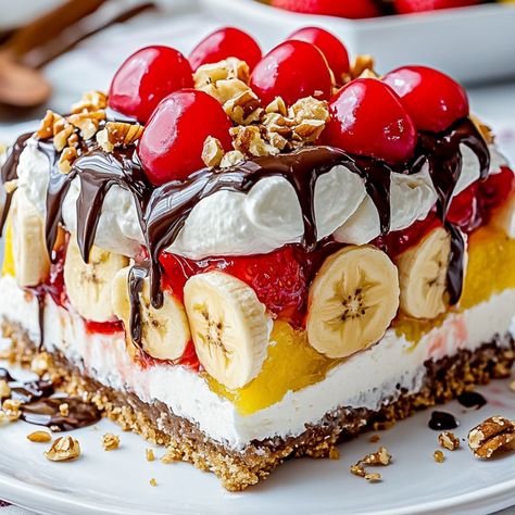 No-Bake Banana Split Cake Easy Banana Split Dessert, Banana Split Trifle, No Bake Banana Split Cake, Bake Banana, Banana Split Cake, Split Cake, Banana Split Dessert, Baking Secrets, Easy Dessert Recipe