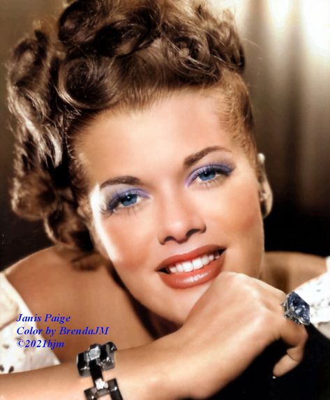 Janis Paige (Color by BrendaJM ©2021bjm) Janis Paige, Hollywood Singers, Colorful Portrait, Black And White Photos, Golden Age Of Hollywood, Black White Photos, Famous Women, Movie Star, Vintage Hollywood