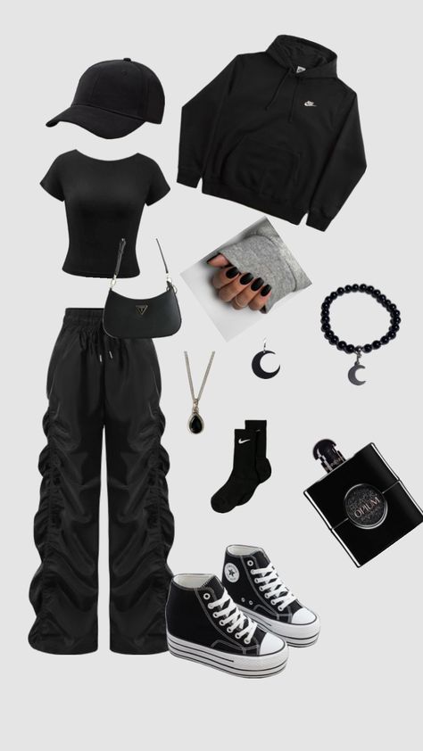 For the emos #emo#outfit#idea Emo Girl Outfits For School, Emo Outfits Girl, Emo Outfits For School, Emo Aesthetic Outfit, Emo Girl Outfits, Emo Outfits For Girls, Emo Outfit Ideas, Cute Emo Outfits, Emo Outfit