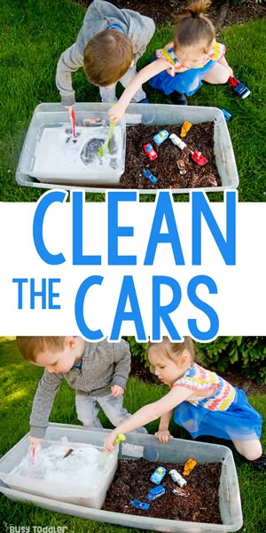 Clean the Cars: Summer Outdoor Sensory Bin - Busy Toddler Toddler Science, Summer Activities For Toddlers, Magic Milk, Easy Toddler Activities, Activity For Toddlers, Baby Play Activities, Toddler Sensory, Pool Noodle, Daycare Activities