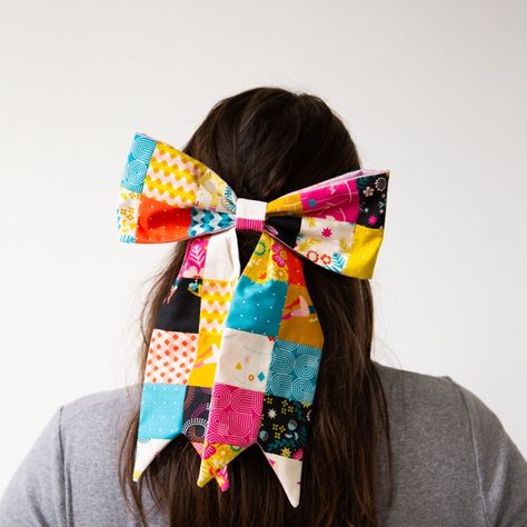 Pivot Patchwork Bow | Ruby Star Society Blog Hair Bow Patterns Free, Sew Fabric Bows, How To Sew A Bow From Fabric, How To Sew A Bow, Serger Bow Pattern, Bow Bag Sewing Pattern, Sewing Bows Fabric, Sewing For Christmas, Bow Quilt