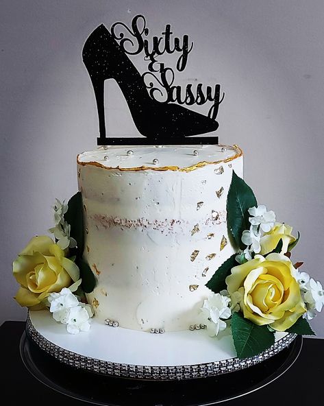 Birthday Cake For 60 Year Old Women, 50th Birthday Cake For Mom, 60th Birthday Cake For Ladies, Fabulous 50, Birthday Cake For Mom, 60 Birthday, 60 Year Old Woman, 60th Birthday Cakes, Birthday Cakes For Women