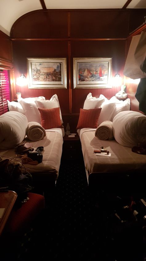 We took a trip with Rovos rail starting at Pretoria untill Victoria Falls. This was how our lovely room was. Rovos Rail, Victoria Falls, Pretoria, Train Travel, Train, Bed, Travel, Furniture, Home Decor