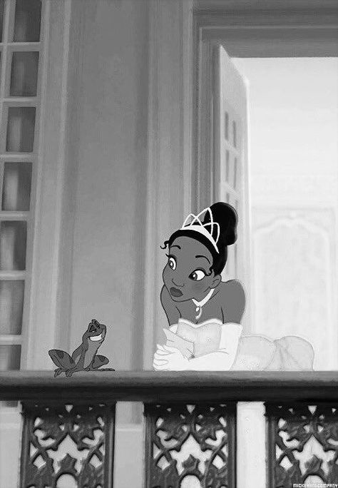 Disney Black And White Wallpaper, White Disney Wallpaper, Disney Black And White Aesthetic, Disney Princess Black And White, Tiana Disney, Frog Wallpaper, Black And White Picture Wall, Black And White Cartoon, Disney Background