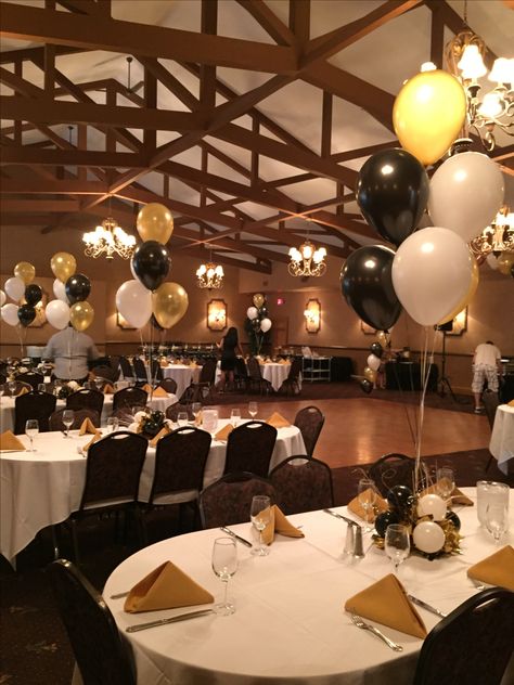 60th birthday looking good in black, white and gold. Custom centerpieces as well! We’re not just balloons. #balloons, #balloondecorating, #lotparty.com Abi Ball, 60th Birthday Party Decorations, 60th Birthday Decorations, Birthday Dinner Party, 70th Birthday Parties, 80th Birthday Party, 60th Birthday Party, Gold Party, Party Centerpieces