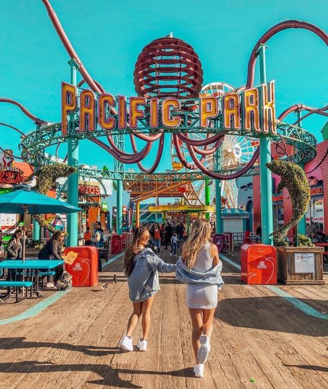 Santa Monica Pier (200 Santa Monica Pier, Santa Monica, CA 90401) Pier Santa Monica, California Pictures, Salt City, Park Pictures, Parc D'attraction, Santa Monica California, Santa Monica Pier, Living In La, Best Friend Goals