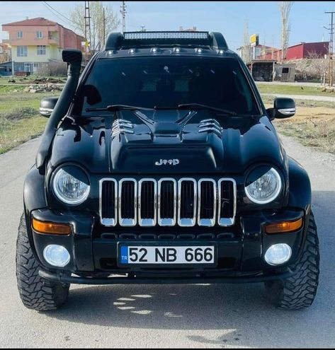 Jeep Liberty Lifted, Jeep Liberty Sport, Auto Jeep, Jeep Xj Mods, 2005 Jeep Liberty, 2007 Jeep Liberty, Jeep Mods, Motorcycle Garage, Lifted Jeep