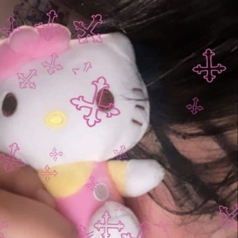 Hello kitty cute hellokitty sanrio discord pfp discord profile picture Hello Kitty Wallpaper Hd, Hello Kitty Y2k, Y2k Hello Kitty, Y2k Profile Picture, Discord Pfp, Y2k Wallpaper, Hello Kitty Pictures, Hello Kitty Collection, Dog Pin