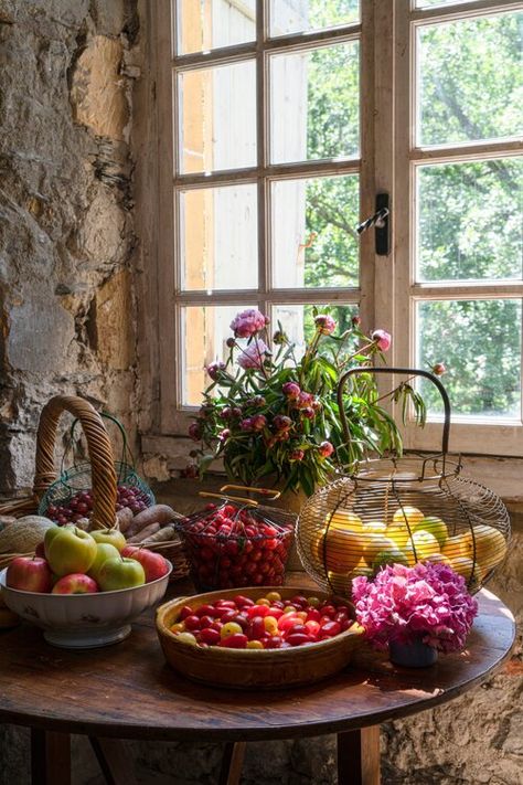 Part 3. Springtime at the Château as France is in lockdown — Château de Gudanes French Countryside Aesthetic, Chateau De Gudanes, Countryside Aesthetic, Photography Places, Manor Garden, Manhattan Apartment, Summer Cottage, Nyc Apartment, French Countryside