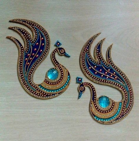 Peacock Embroidery Designs, Decor Gift Ideas, Rangoli Patterns, Gifts For The Home, Motifs Perler, Maggam Work Blouse Designs, Trendy Sewing, Return Gift, Embroidery Neck Designs