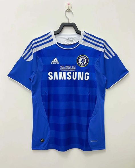 2011/2012 Retro Chelsea Home Football Shirt 1:1 Thai Quality Retro Chelsea, Chelsea Shirt, Chelsea House, Adidas Football, Football Outfits, Soccer Shirts, Football Shirt, Outdoor Apparel, Soccer Jersey