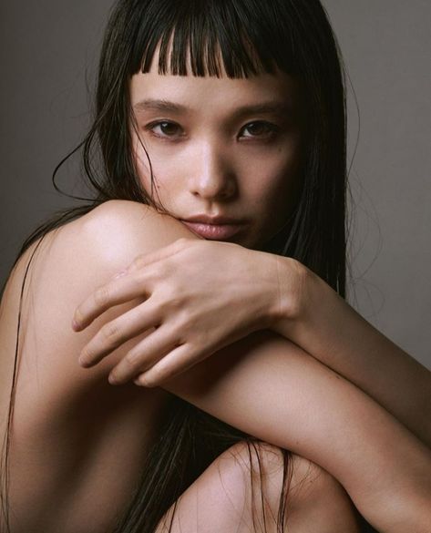 萬波ユカ Yuka Mannami, 인물 사진, Fashion Photoshoot, Art Reference Photos, Face Claims, Hair Inspo, Art Reference, Hair Cuts, Nose Ring