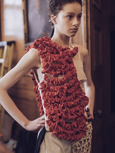 Red gathered frills and feminine layering. Phoebe English SS16 Backstage Phoebe English, Modelling Agency, Willow Smith, Creative Textiles, Textiles Fashion, Fashion Details, Couture Fashion, Runway Fashion, Flapper Dress