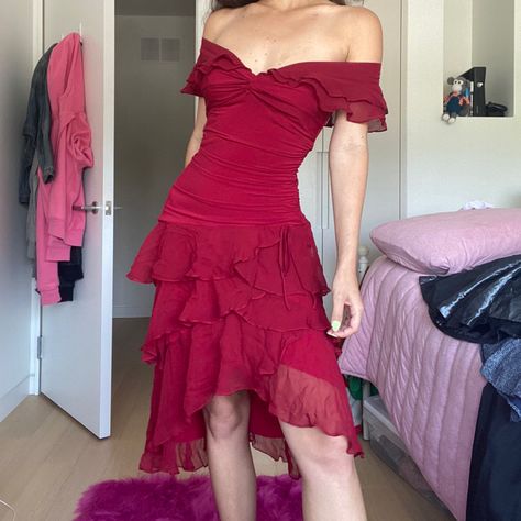 Romantic Red Dress, Red Flowy Dress Short, Vintage Ruffle Dress, Y2k Red Dress, 2000s Homecoming Dress, 2000s Fashion Dresses, Red Aesthetic Dress, Red Clothes Aesthetic, Red Fairy Dress