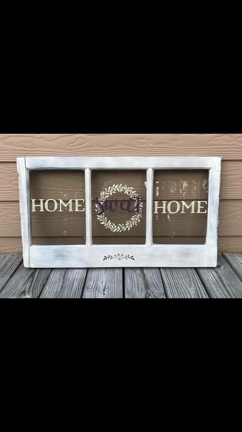 Stencil on old window Window Cricut Projects, 3 Pane Window Ideas, Cricut Window Projects, Window Pane Projects, Old Window Crafts, Window Pane Art, Old Window Projects, Repurposed Windows, Chalk Ideas