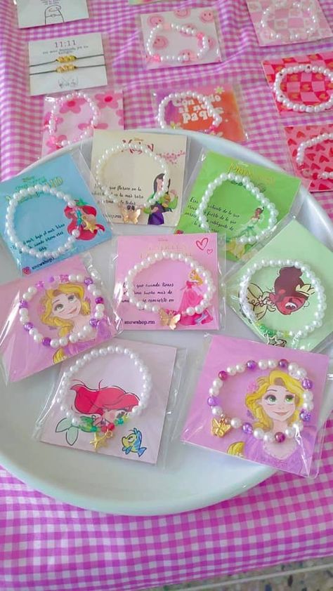 Diy Party Bags, Diy Eid Gifts, Princess Theme Birthday, Flower Pot Art, Cute Origami, Disney Princess Birthday, Diy Friendship Bracelets Patterns, Friendship Bracelets Diy, Diy Crafts Room Decor