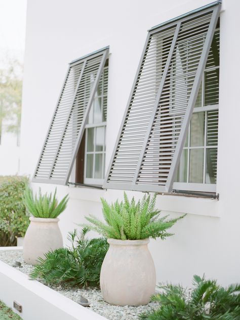 Beach Porch, Coastal Landscaping, Alys Beach, Miami Houses, Phone Calls, Beach Cottage, Music Photography, Beach Cottages, Outdoor Design