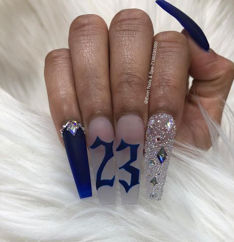 Evon Nails & Spa on Instagram: “$165 #120#design#swarovskinails #pixiecrystals 🚫 WE HAVE THE RIGHT TO  REFUSE SERVICE TO ANYONE 🚫 —Sorry, Credit Card Not Accepted 💳 🚫-- ✅…” 21st Birthday Nails, Birthday Nail Designs, Drip Nails, Her Nails, Long Acrylic Nails Coffin, Nail Swag, Bling Acrylic Nails, Birthday Nails, Fire Nails