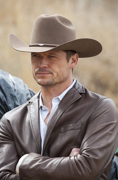 What is it about a man in a cowboy hat? ~ bailey chase. Know how to wear it, be confident in it and all males can do it !!! Cowboy Hats For Men, Bailey Chase, Cowboy Clothes, Cowboy Hat Styles, White Cowboy Hat, Mens Cowboy Hats, Cowboy Gear, Alan Jackson, Chapeau Cowboy