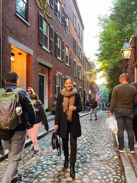 My Boston Guide + What I Wore [Autumn] - LIFE WITH JAZZ Madewell Leather Jacket, Boston In The Fall, Life With Jazz, Boston Winter, Jazz Outfits, Boston Street, Boston Outfits, Newbury Street, Boston Fashion