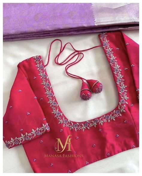 Red Blouse Design, Beauty Tips Hair, Pink Blouse Designs, Netted Blouse Designs, Latest Bridal Blouse Designs, Maggam Work Blouse, Latest Blouse Designs Pattern, New Saree Blouse Designs, Traditional Blouse Designs