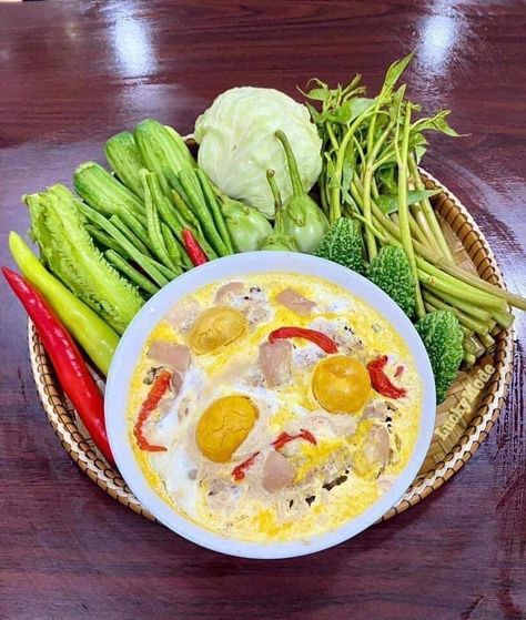 Khmer Food Cambodia, Cambodia Food, Asian Food Photography, Asian Candy, Khmer Food, Family Food, Dinner Idea, Thai Food, African Food