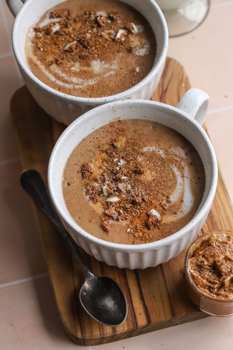 Almond butter hot chocolate – Life in the South Delicious Hot Chocolate, Feel Good Food, Healthy Bites, Hot Chocolate Recipes, Chocolate Almonds, Base Foods, Almond Butter, Hot Drinks, Plant Based Recipes