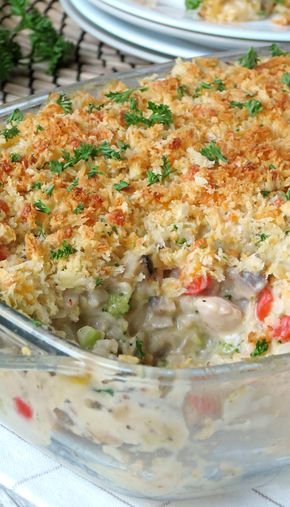 Chicken And Brown Rice Casserole With Veggies | @yummyaddiction Brown Rice Cooking, Chicken Brown Rice, Veggie Casserole, Chicken And Brown Rice, Brown Rice Casserole, Rice Casserole, Pot Meals, Casserole Dish, One Pot Meals