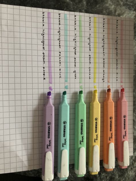 Pastel Highlighters Aesthetic, Writers Asthetic, Book Highlighters, Sketchbook Supplies, Highlighters Stationery, Highlighters For School, Highlighters Pastel, Pastel Highlighters Pens, Blue Highlighter