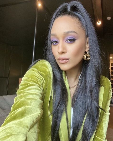 Sorry For Myself, Tia And Tamera Mowry, Tia Mowry, Tamera Mowry, A Strong Woman, Instagram Videos, Strong Woman, Half Up Half Down Hair, Dream Hair